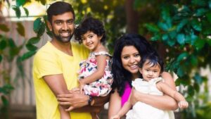 Ravichandran Aswini with his wife Narayanan Prithi and childrens